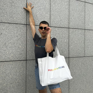 PRIDE kolekcia - PUSSY IS A FEELING maslová taška