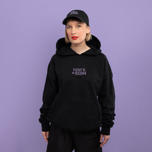 PUSSY IS A FEELING x MISHA oversize mikina v čiernej farbe