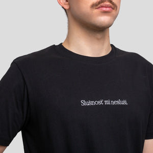 SLUŠNOSŤ MI NESLUŠÍ (BÁSNENIE) BLACK T-SHIRT
