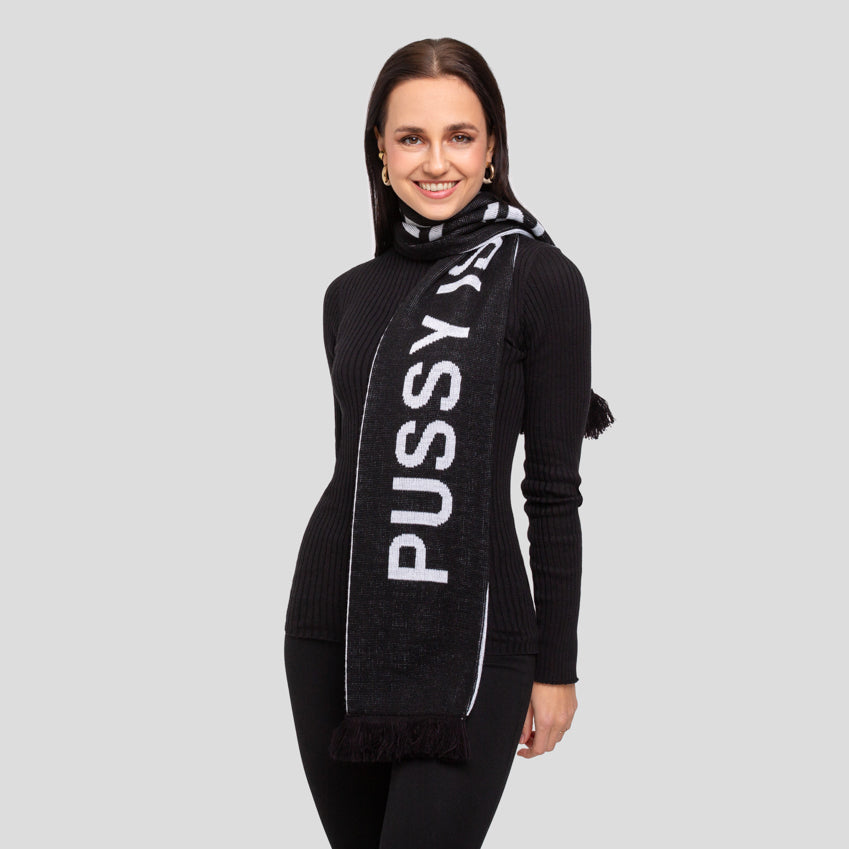 PUSSY IS A FEELING čierno-biely šál